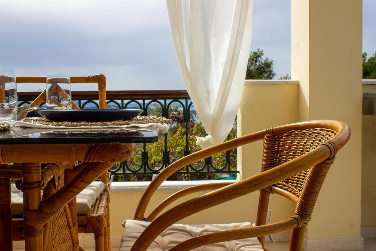 House With Amazing Ocean View And Patio - Pool Villa ปอร์โตเฮลี ภายนอก รูปภาพ